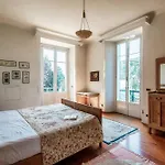 I Tigli - By Myhomeincomo Brunate