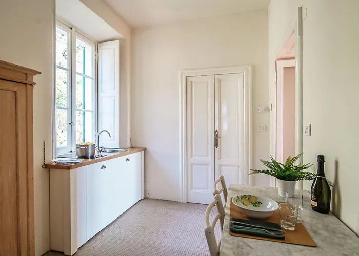 I Tigli - By Myhomeincomo * Brunate